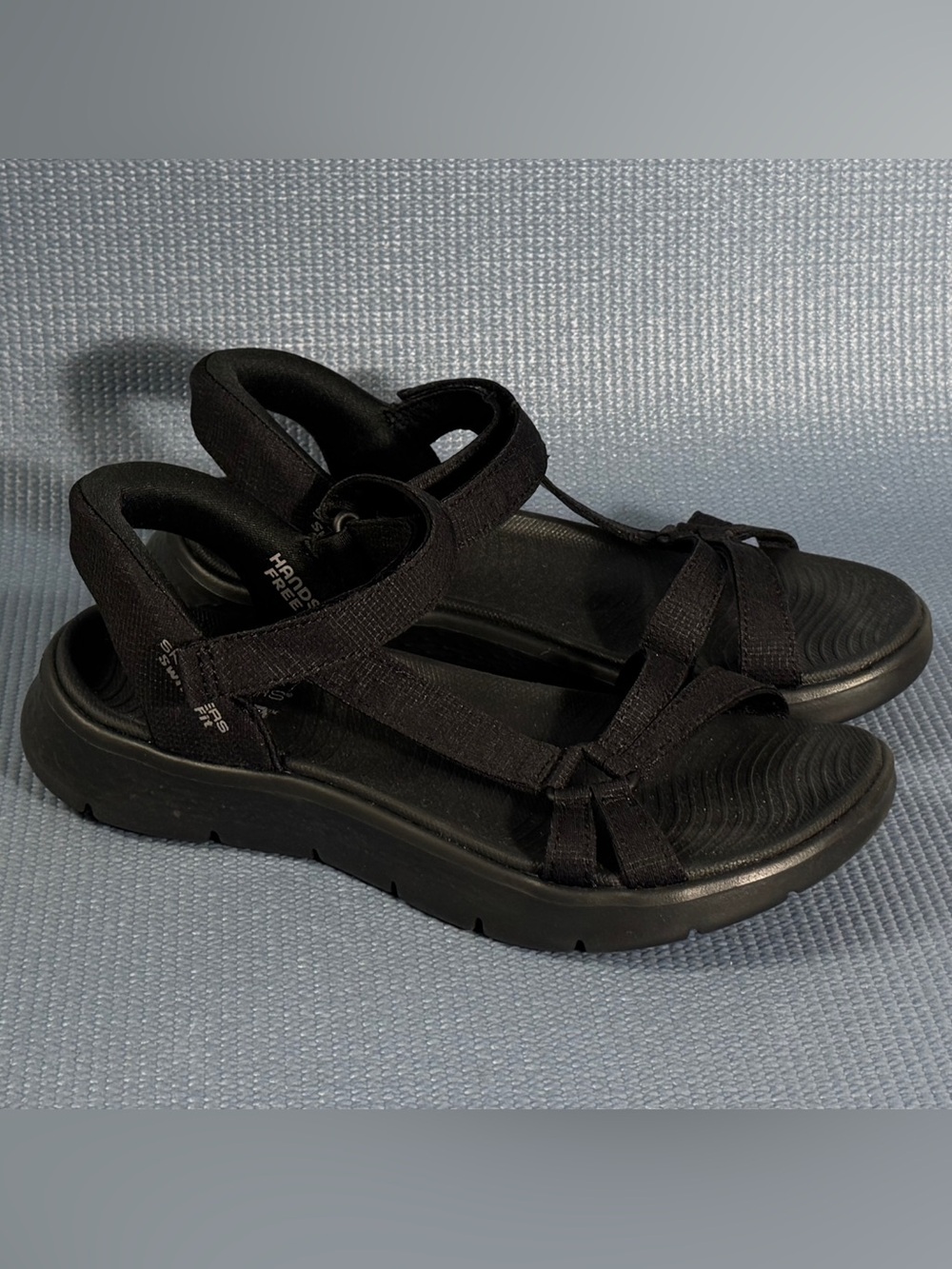 Skechers Women's Hands Free Slip-ins: Swift-Fit Black Sandals Size 8